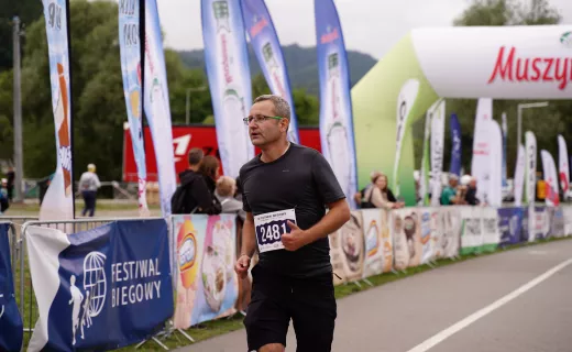 Nie pozostawili złudzeń! W tym roku Bieg Górski na 11 km należał do nich [WIDEO] - 250